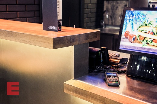 Барная стойка "МОЙ МОБИЛЬ". ТЦ Океаниум