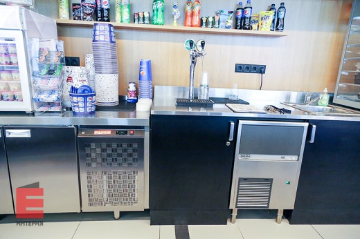 Кинотеатр СИНЕМА СТАР. Барные стойки, конобары