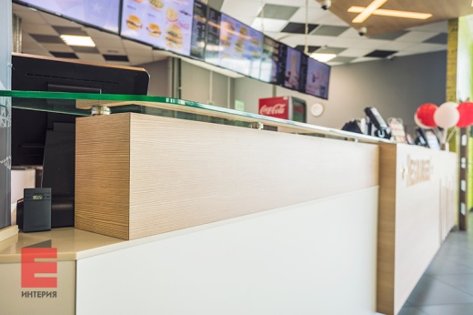 HESBURGER. Барная стойка