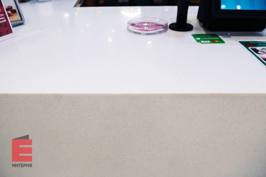 Островная стойка «Криспи Крим»