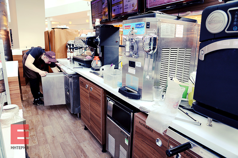 островная барная стойка