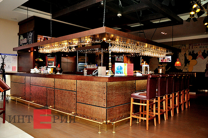 Кафе Посадофф, кинотеатр Люксор