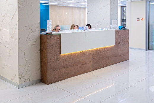 Стойка регистрации клиники Major