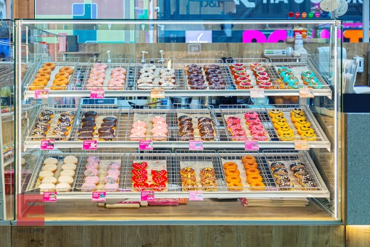 Островная стойка Donutto в ТРЦ Колумбус. Москва