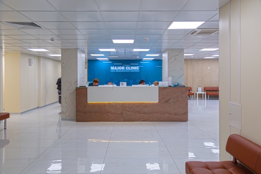 Стойка регистрации клиники Major